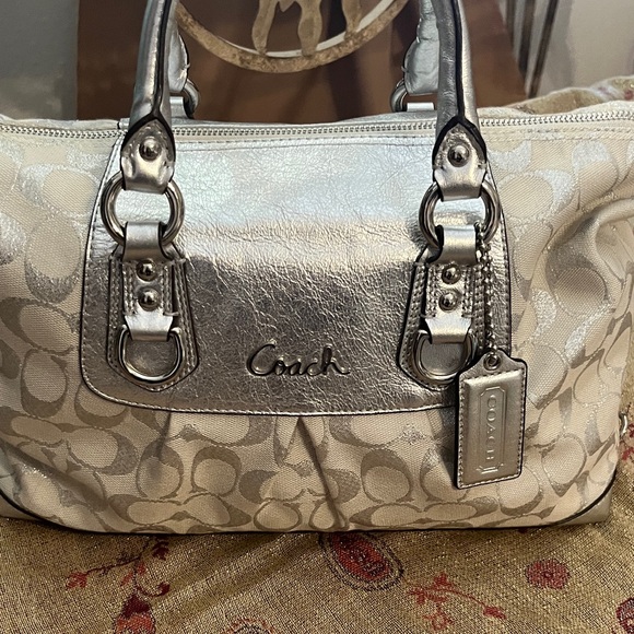 Coach Metallic Silver and cream Satchel with longer shoulder strap option - Picture 3 of 12